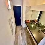 Apartment Le Patio Des Capucins - Terrasse Privee & Climatisee - 10min De La Cite Medievale