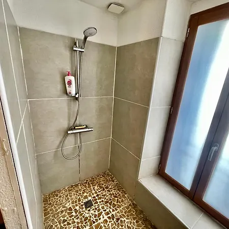 Apartamento Parenthèse Détente - T2 Cosy&calme - Cours Intérieure - Patio - Clim - Proche De La Cité Médiévale *