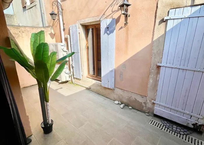 아파트 Le Patio Des Capucins - Terrasse Privee & Climatisee - 10min De La Cite Medievale 카르카손